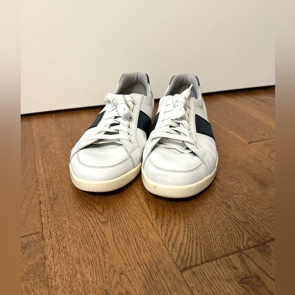 Prada men’s leather sneakers UK size 11 US size 12 white lace up shoes trainers - Picture 2 of 9